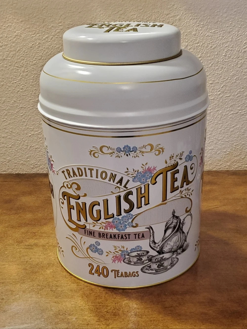 Traditional English Tea EMPTY Tin 10